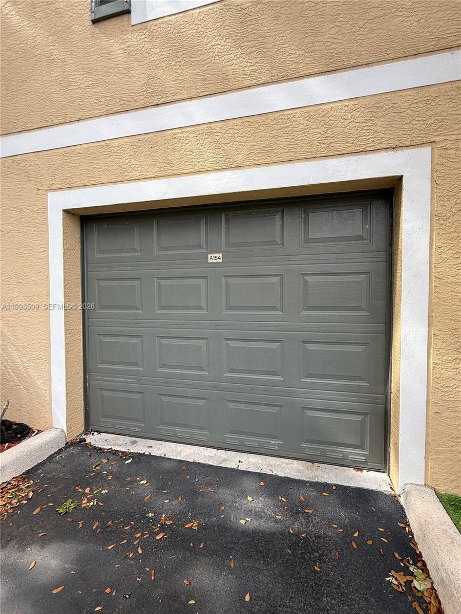 6458 Emerald Dunes Dr #108 West Palm Beach, FL 33411