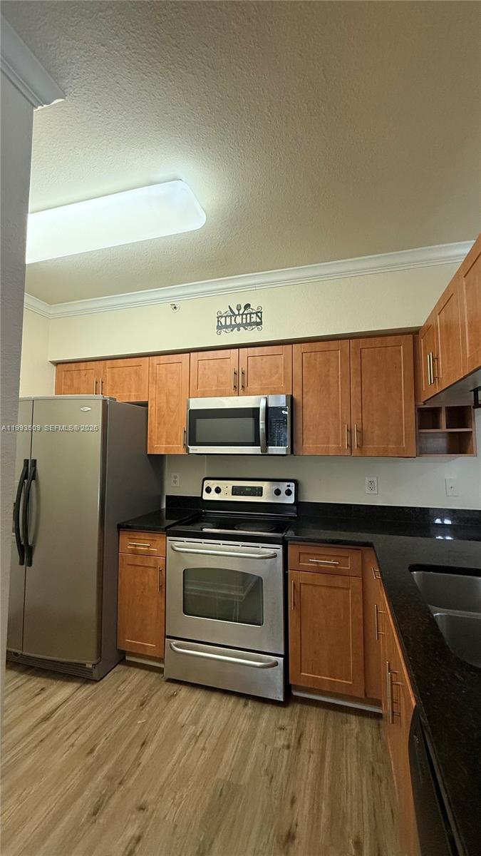 6458 Emerald Dunes Dr #108 West Palm Beach, FL 33411