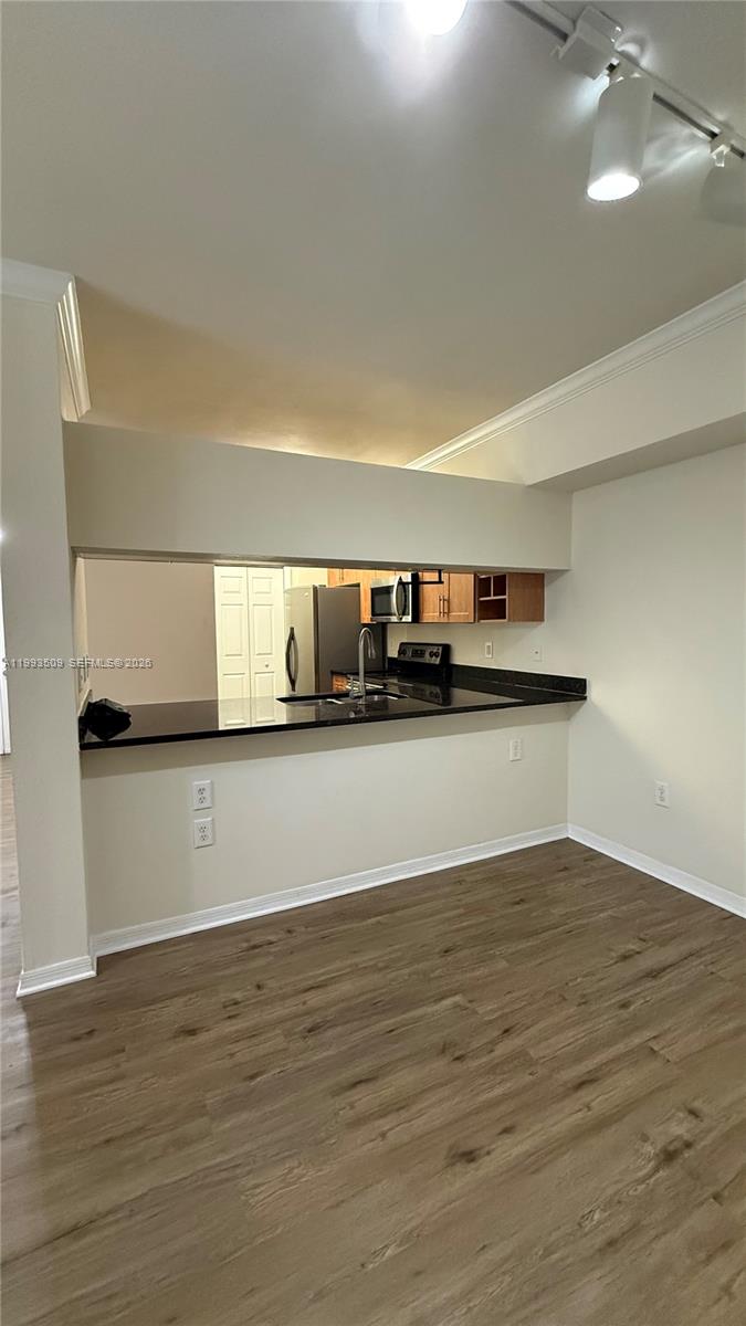 6458 Emerald Dunes Dr #108 West Palm Beach, FL 33411