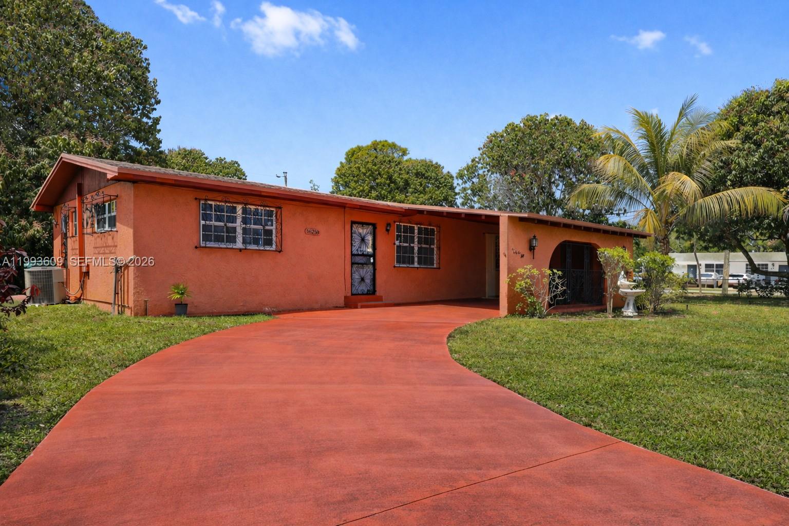 16250 NW 39th Pl Miami Gardens, FL 33054