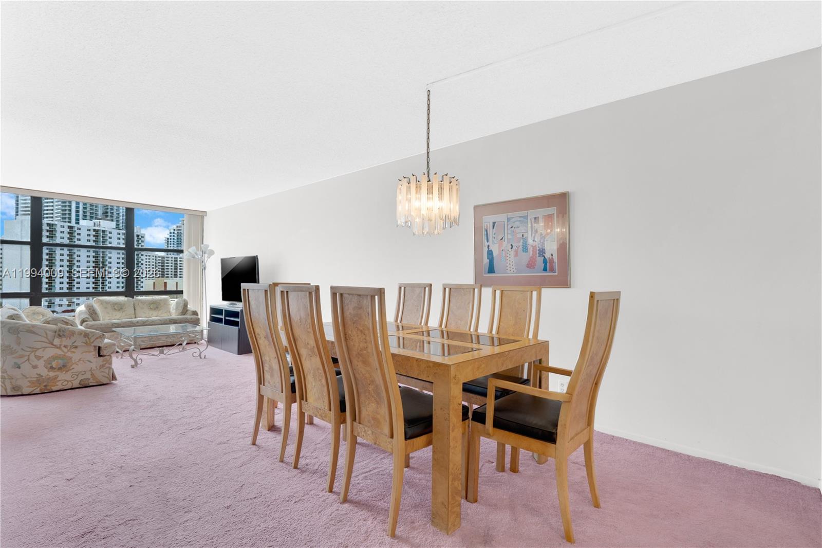 1000 Parkview Dr #822 Hallandale Beach, FL 33009