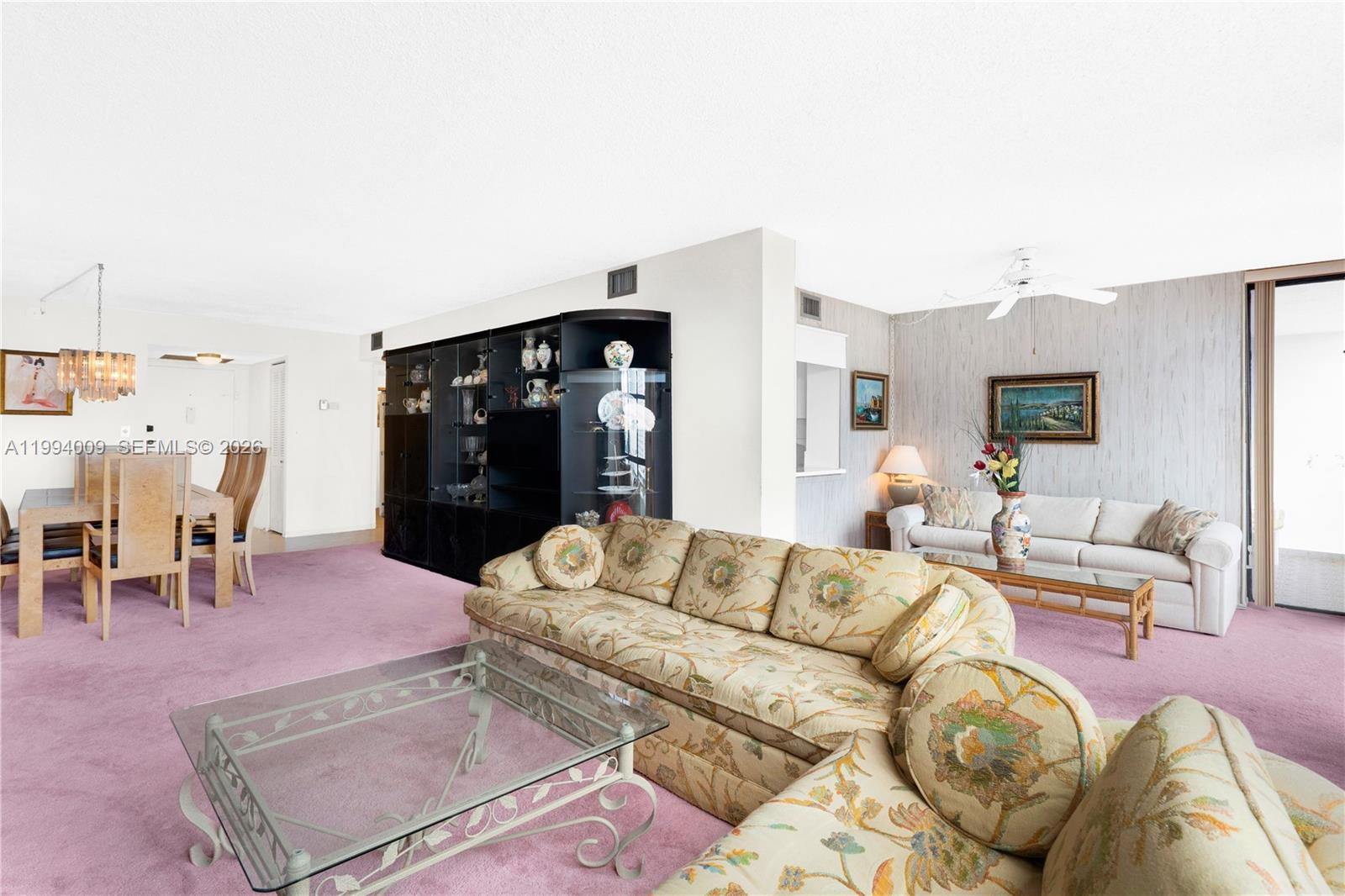 1000 Parkview Dr #822 Hallandale Beach, FL 33009