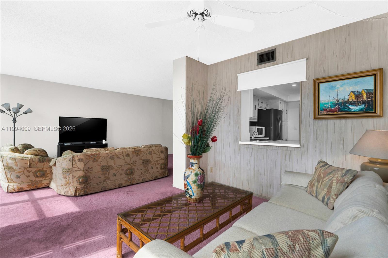 1000 Parkview Dr #822 Hallandale Beach, FL 33009