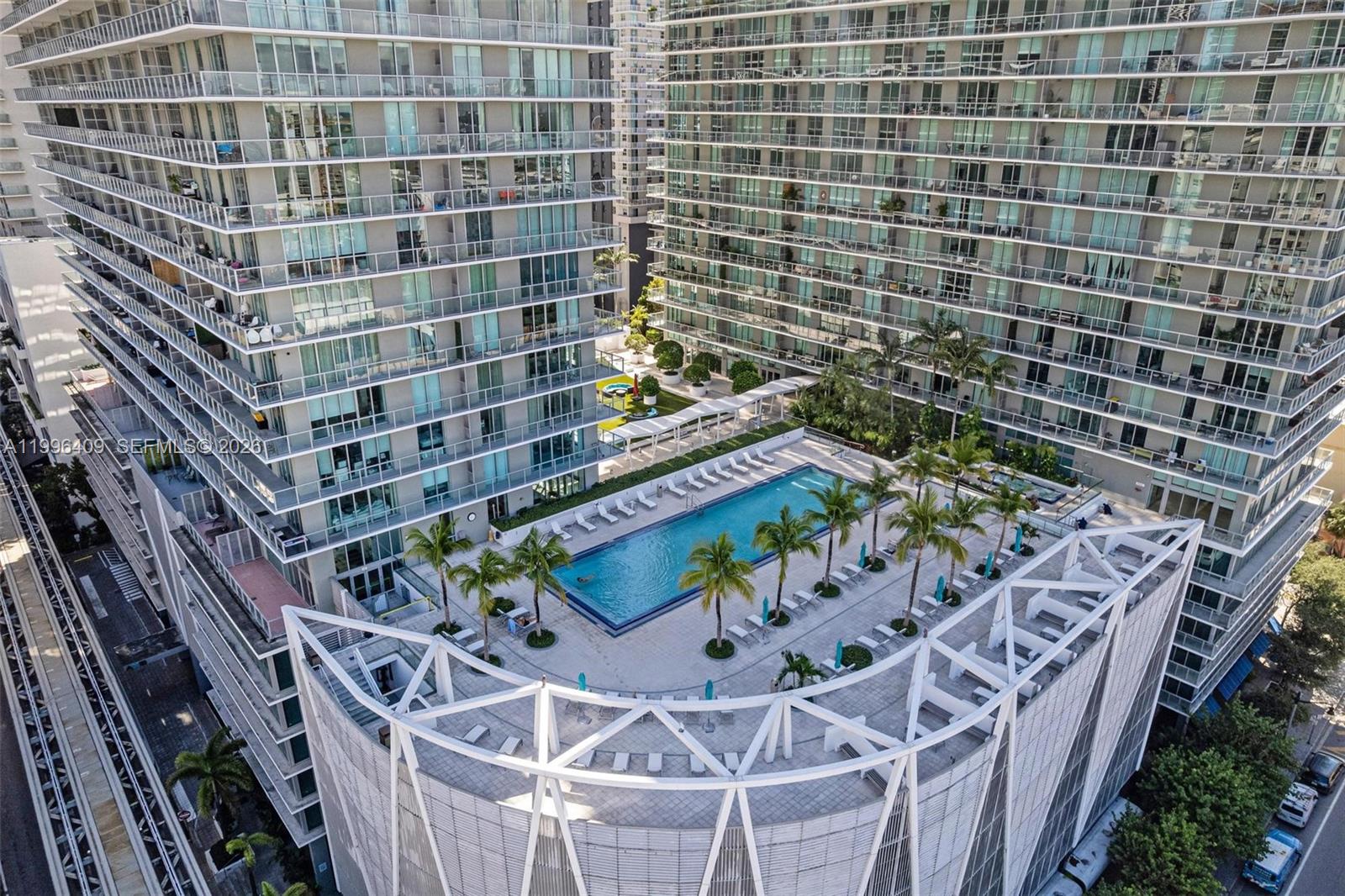 image Axis on Brickell North28