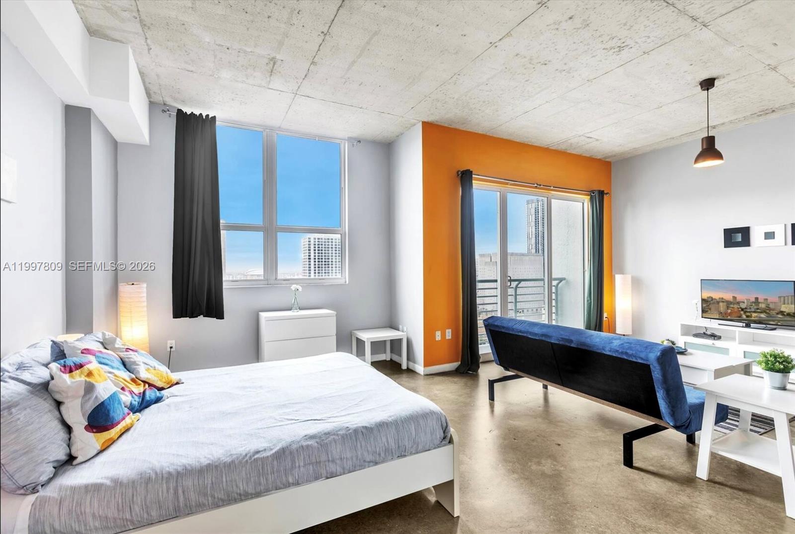 133 NE 2nd Ave #2015 Miami, FL 33132