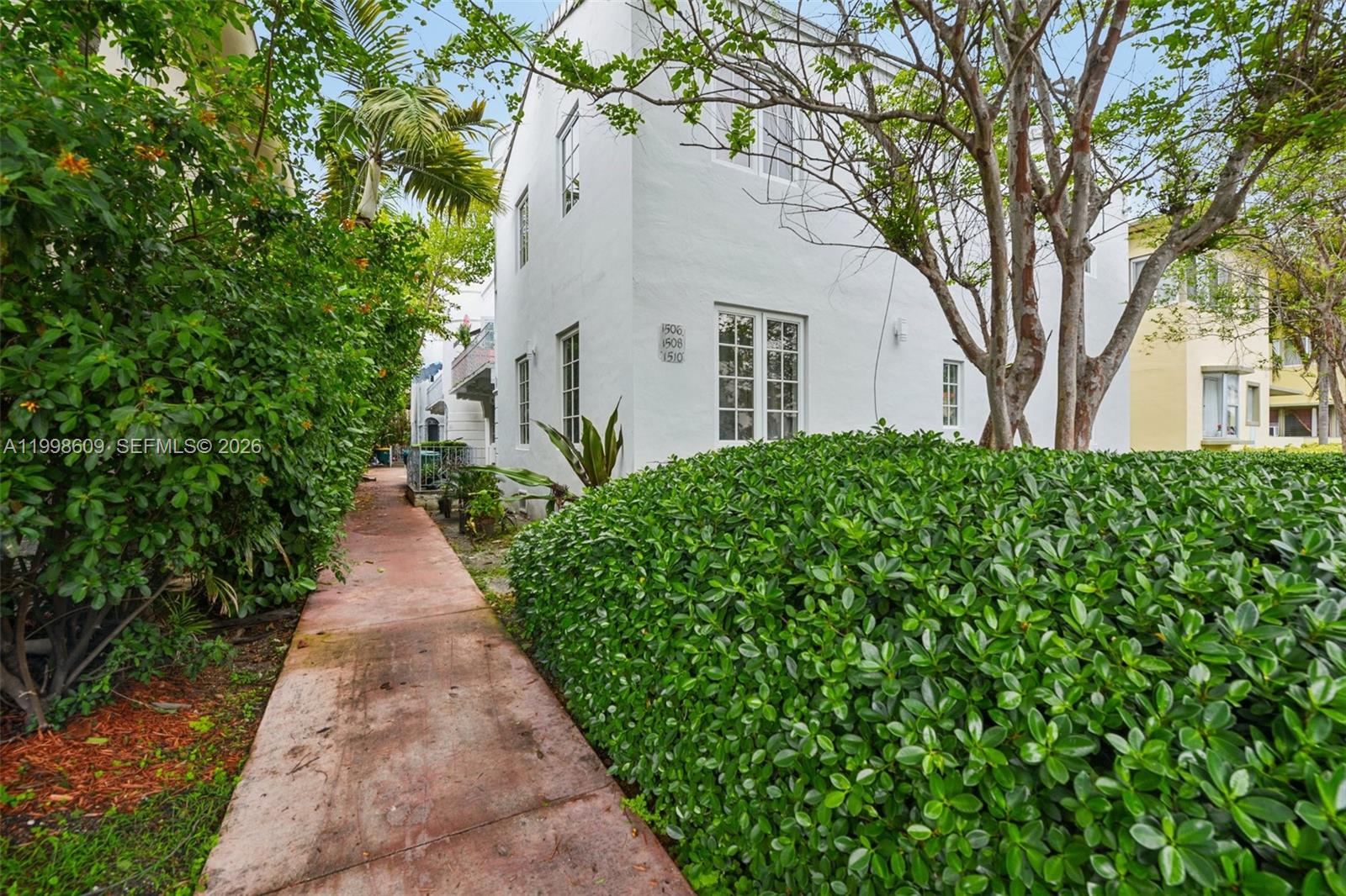 1510 Meridian Ave #12