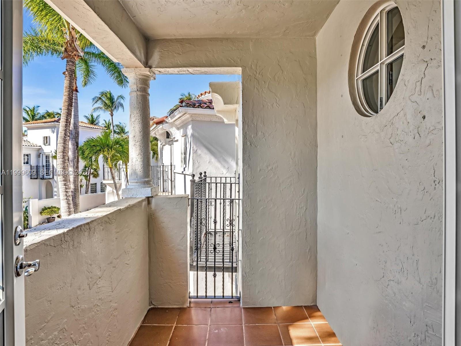 20780 NE 32nd Ave Aventura, FL 33180