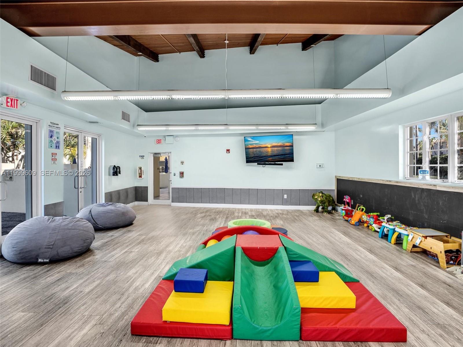 20780 NE 32nd Ave Aventura, FL 33180