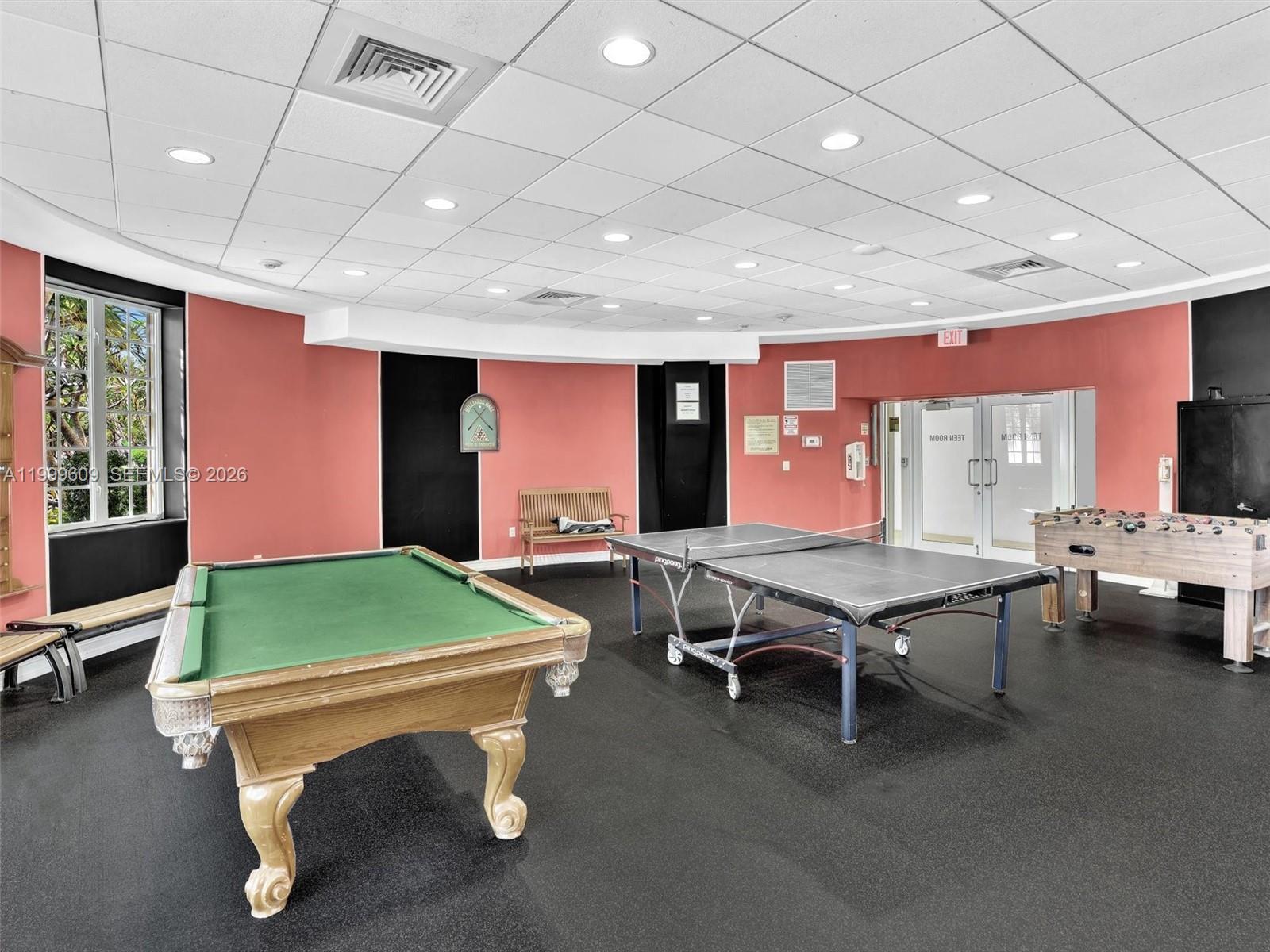 20780 NE 32nd Ave Aventura, FL 33180