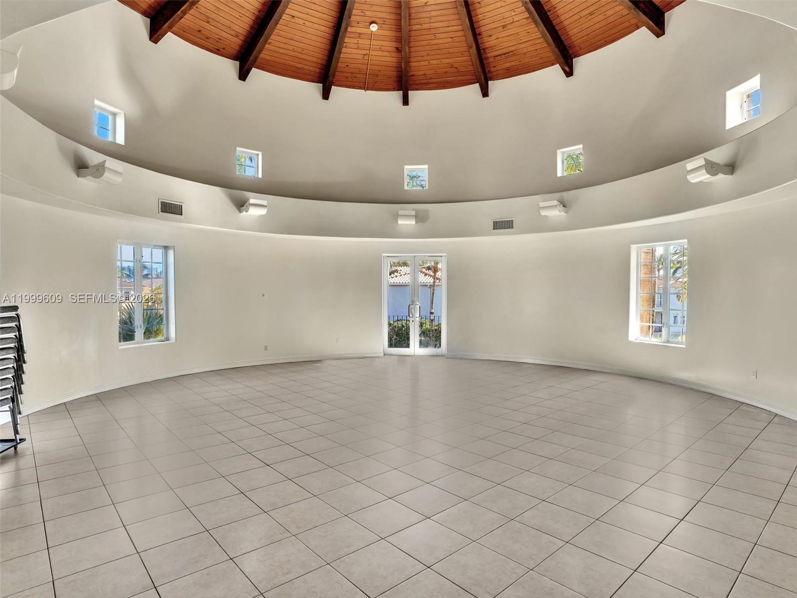 20780 NE 32nd Ave Aventura, FL 33180