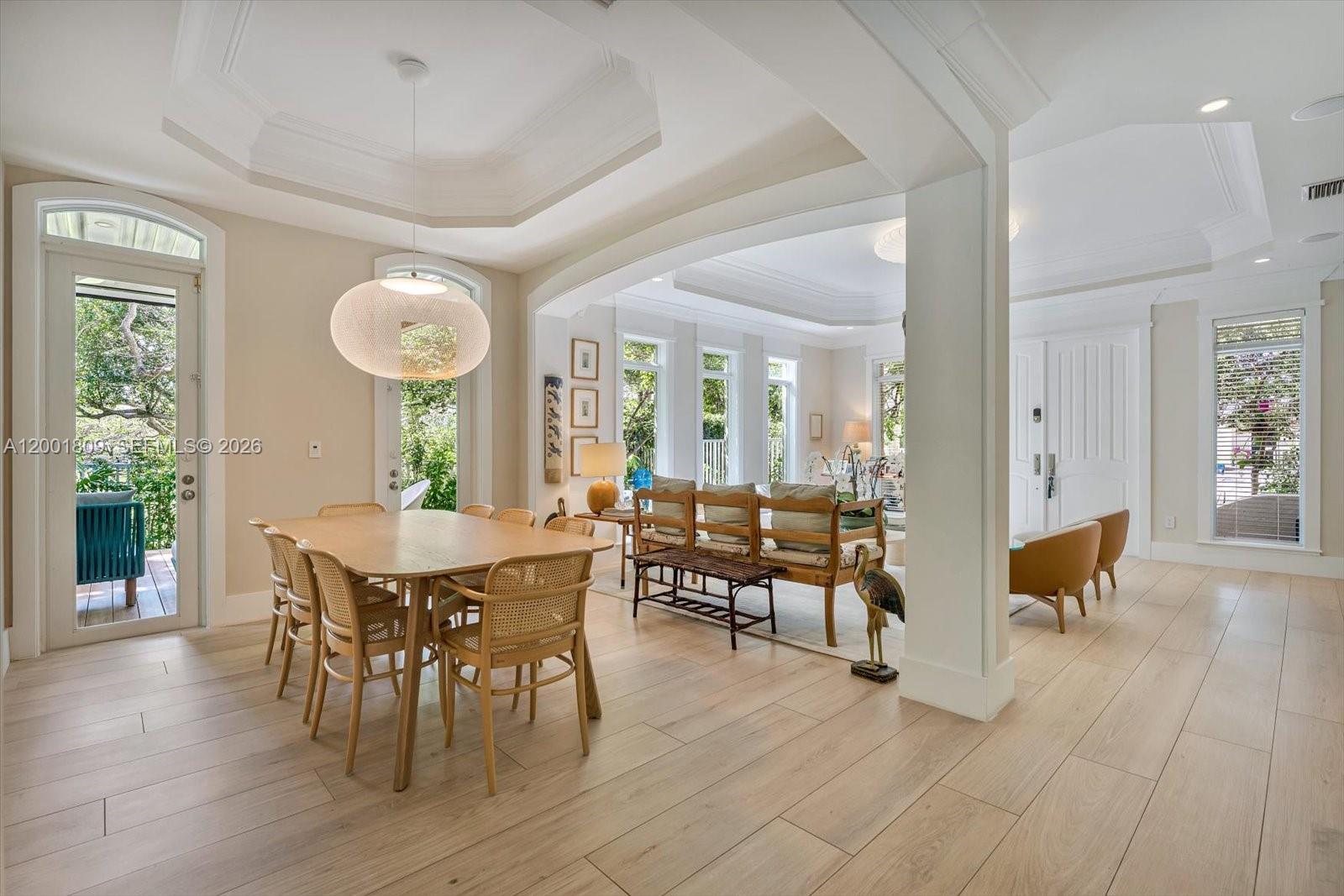 4090 Barbarossa Ave Miami, FL 33133