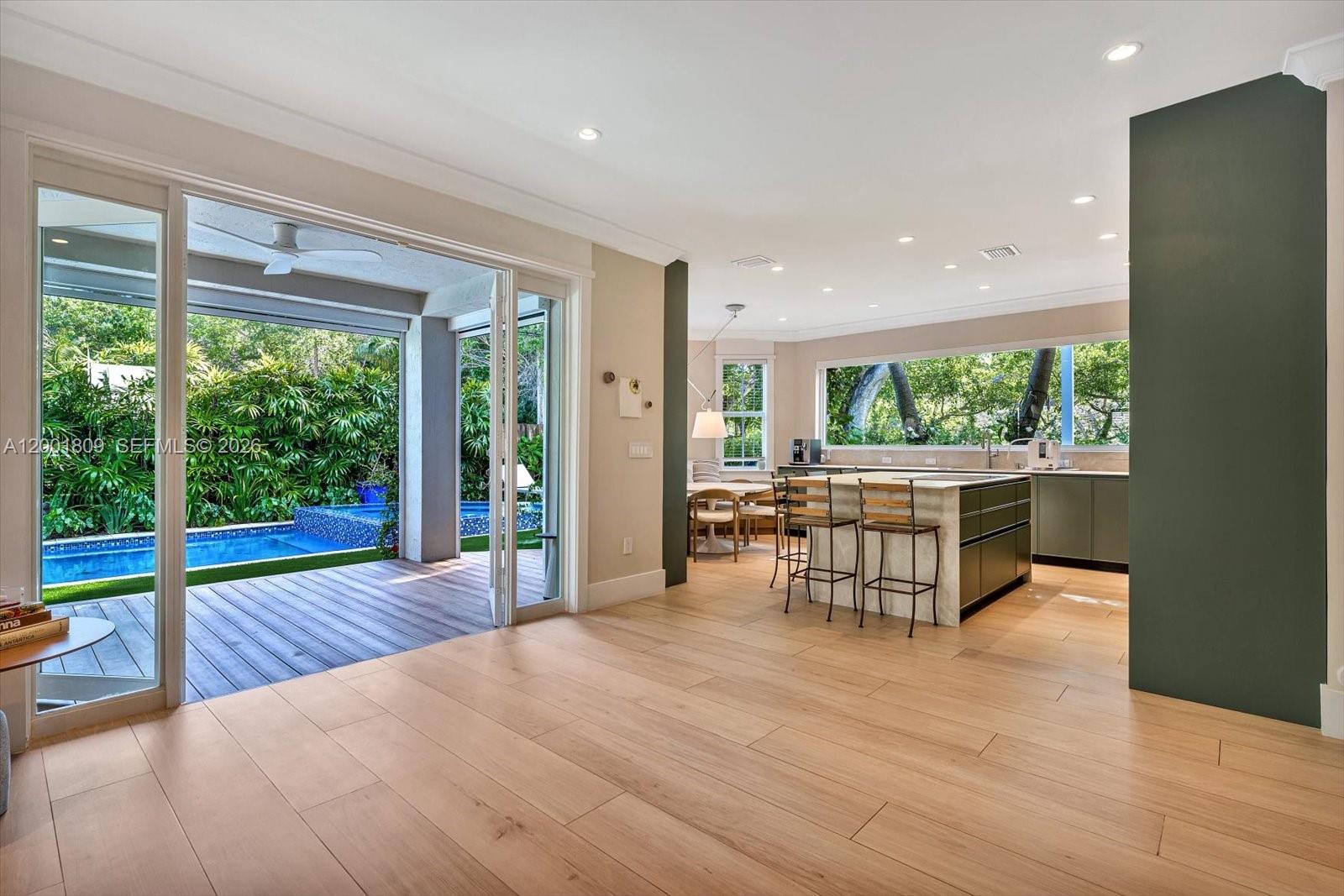 4090 Barbarossa Ave Miami, FL 33133