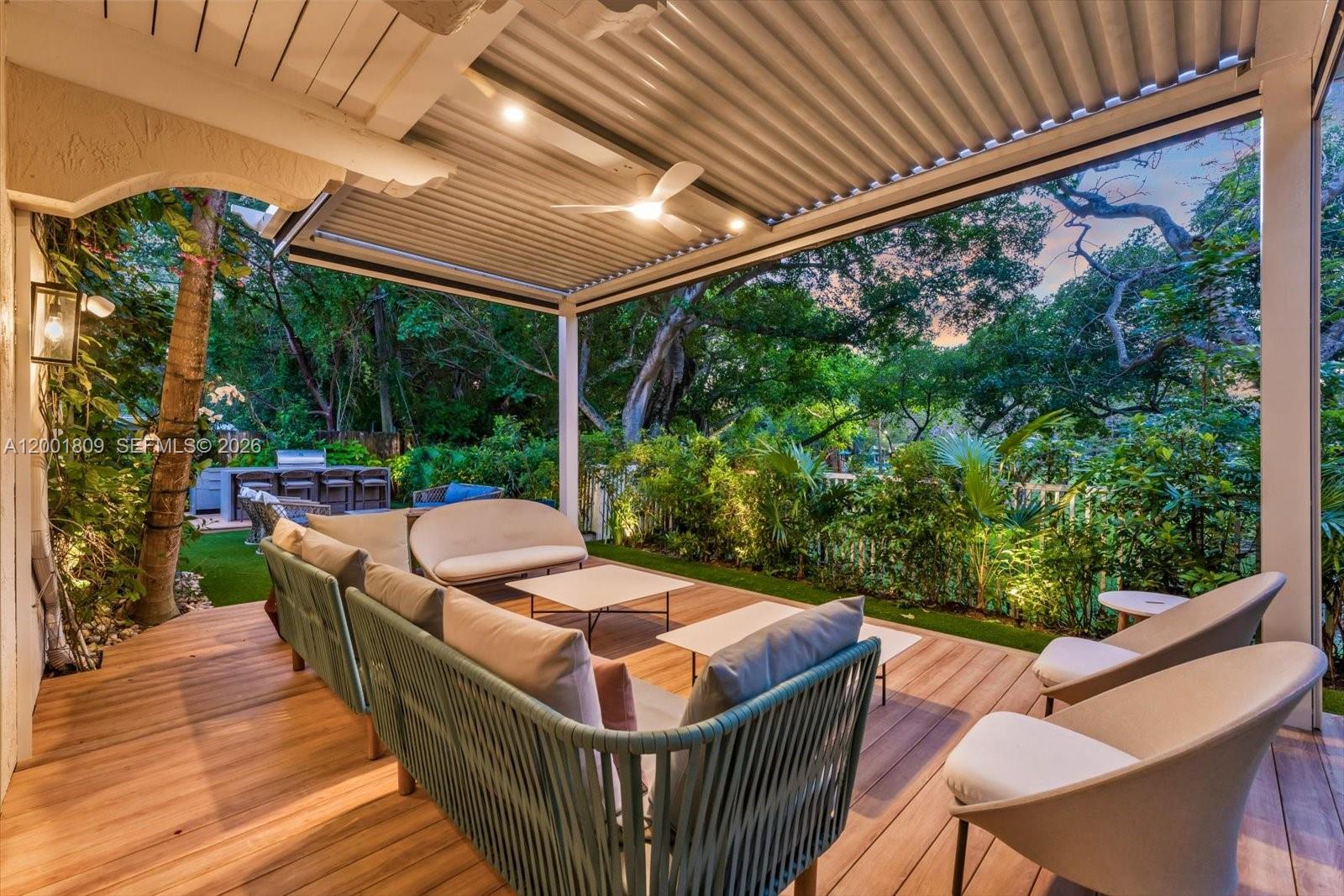 4090 Barbarossa Ave Miami, FL 33133