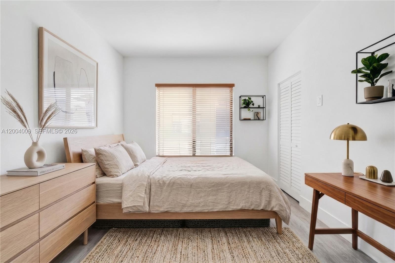 2152 SW 10th St Miami, FL 33135