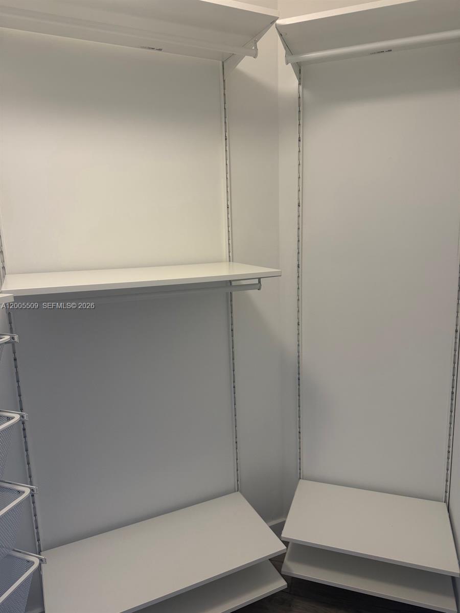 999 SW 1st Ave #1611 Miami, FL 33130