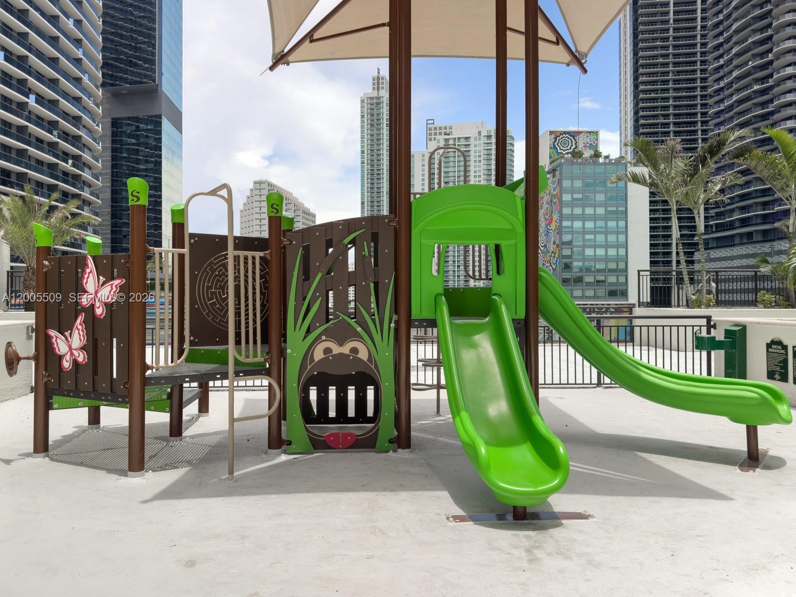 999 SW 1st Ave #1611 Miami, FL 33130