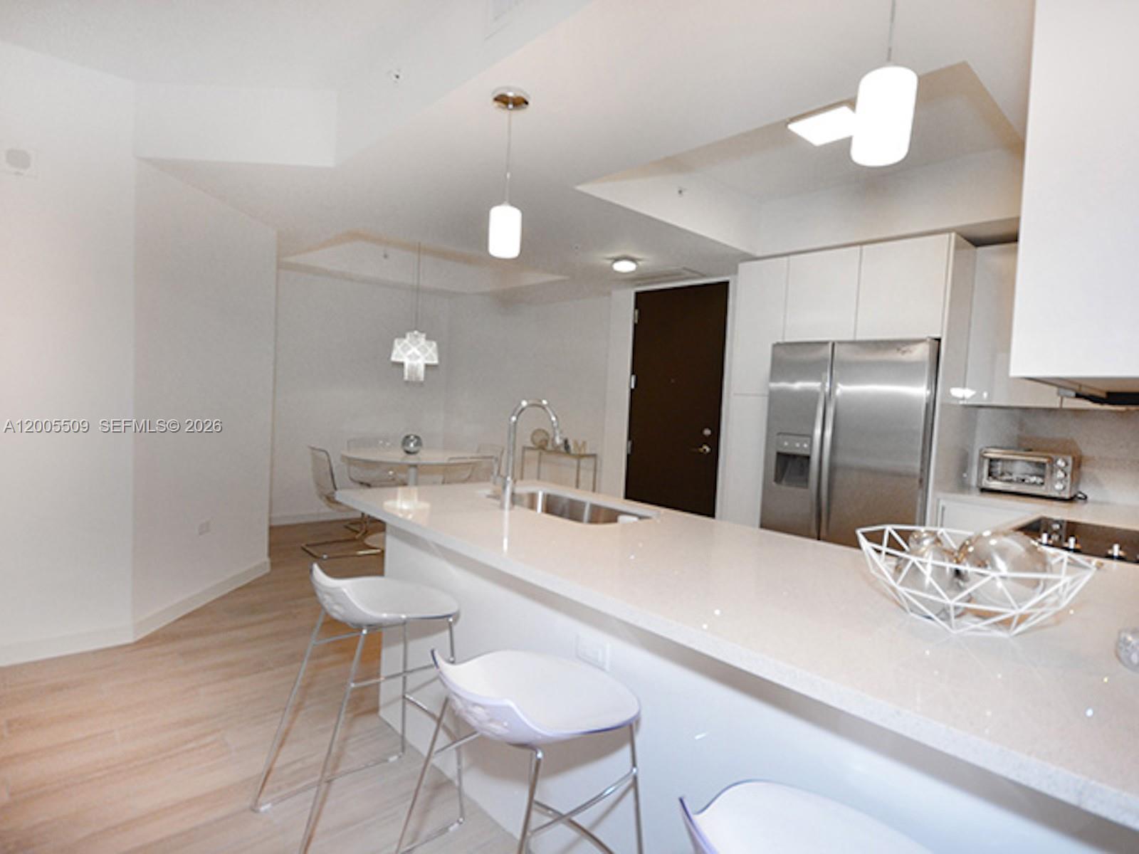 999 SW 1st Ave #1611 Miami, FL 33130