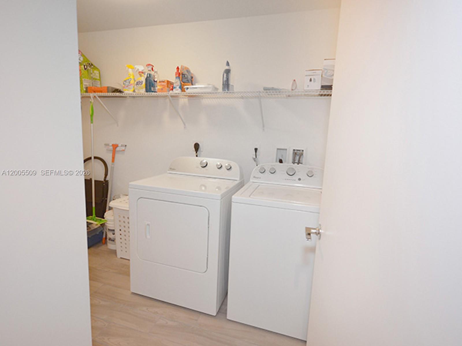 999 SW 1st Ave #1611 Miami, FL 33130