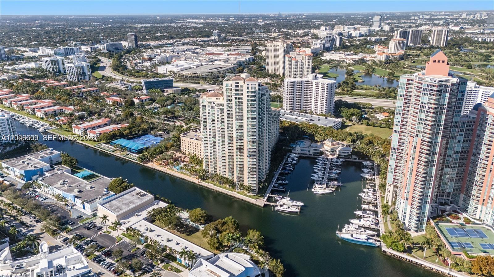 image Aventura Marina 153