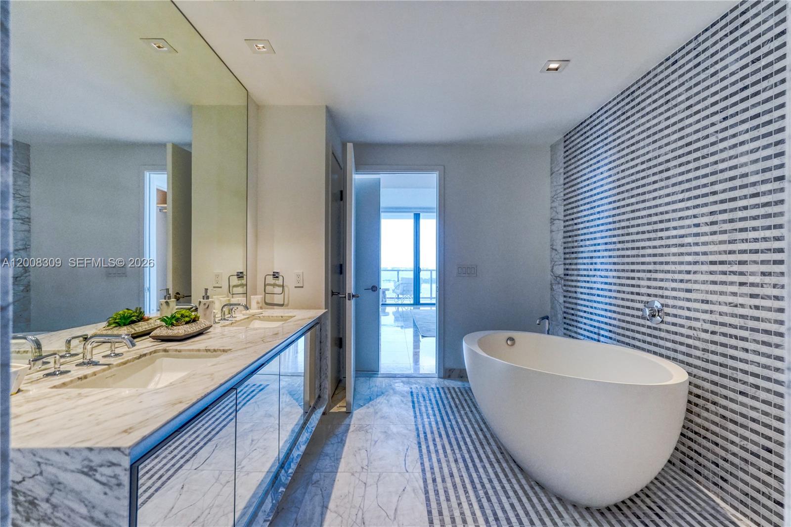image Elysee Miami17