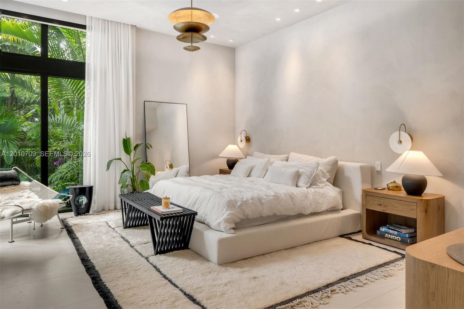 5225 La Gorce Dr Miami Beach, FL 33140