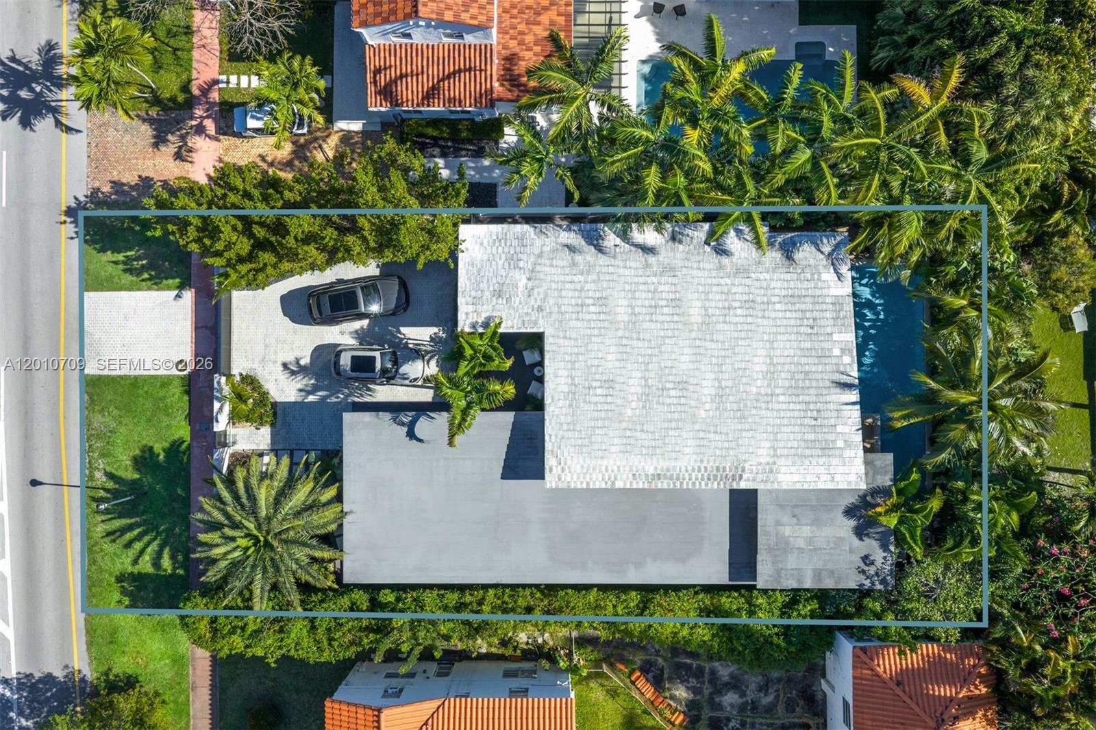 5225 La Gorce Dr Miami Beach, FL 33140