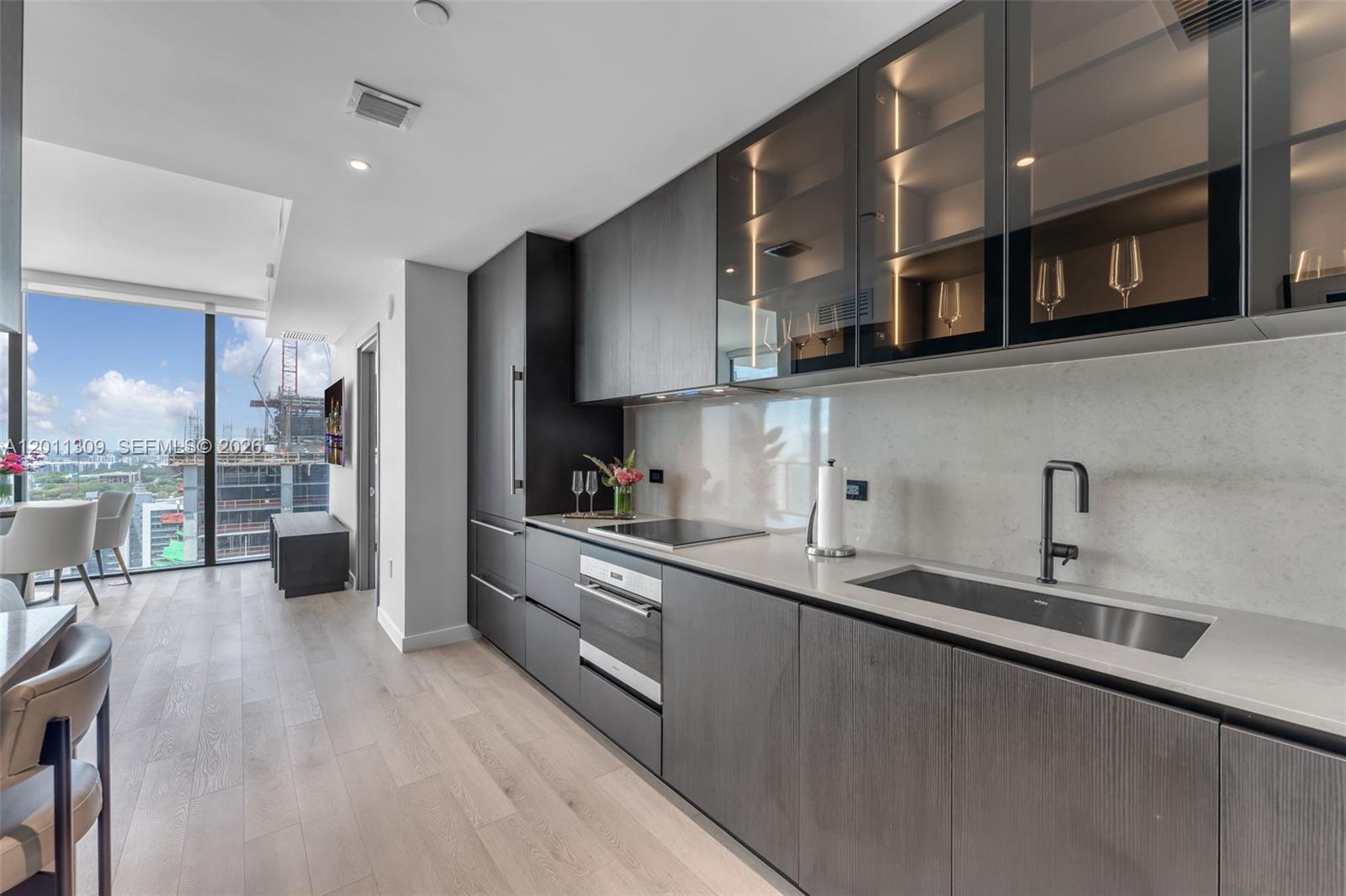 20 NE 11st St #3410 Miami, FL 33132