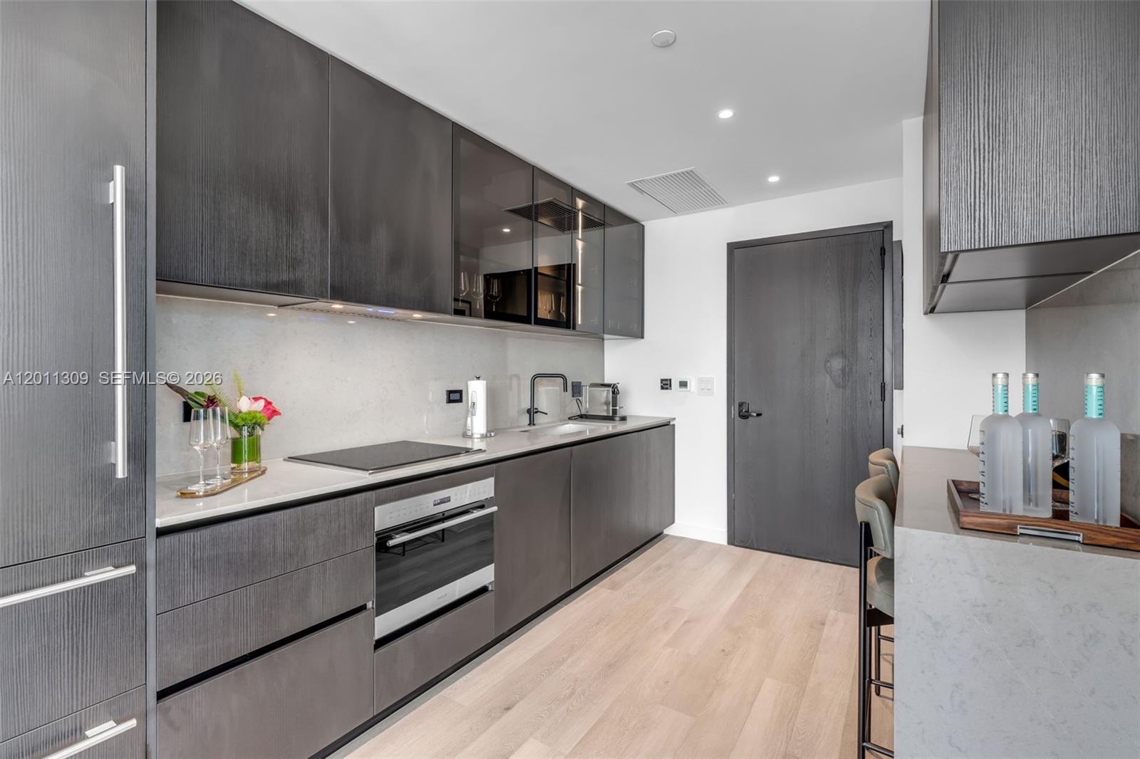 20 NE 11st St #3410 Miami, FL 33132