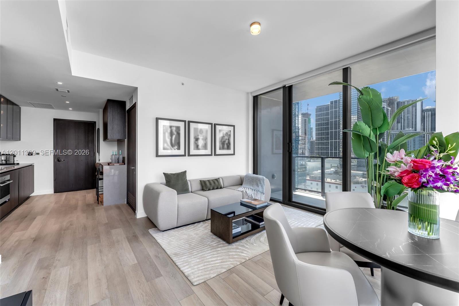 20 NE 11st St #3410 Miami, FL 33132