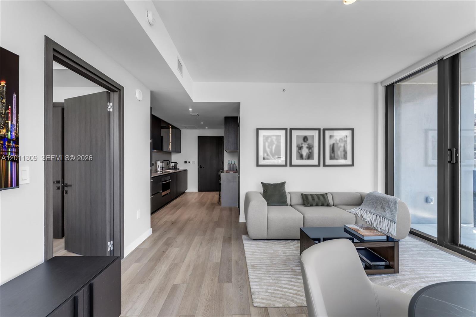 20 NE 11st St #3410 Miami, FL 33132