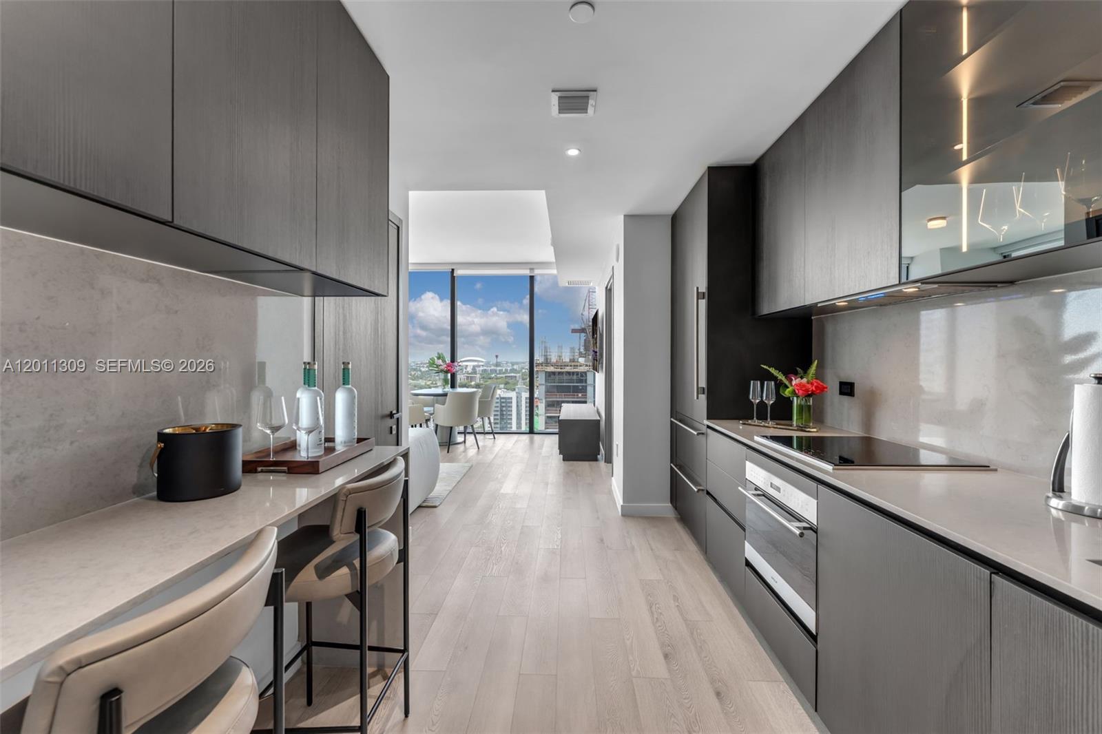 20 NE 11st St #3410 Miami, FL 33132
