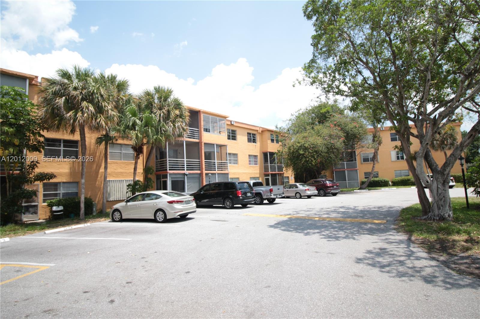 4314 NW 9th Ave #4-3C