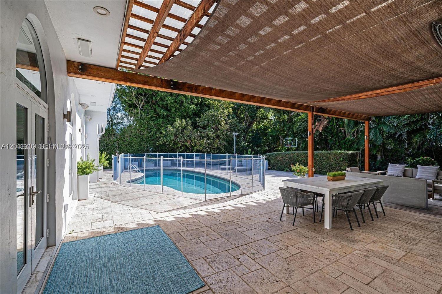 530 Sabal Palm Rd Miami, FL 33137