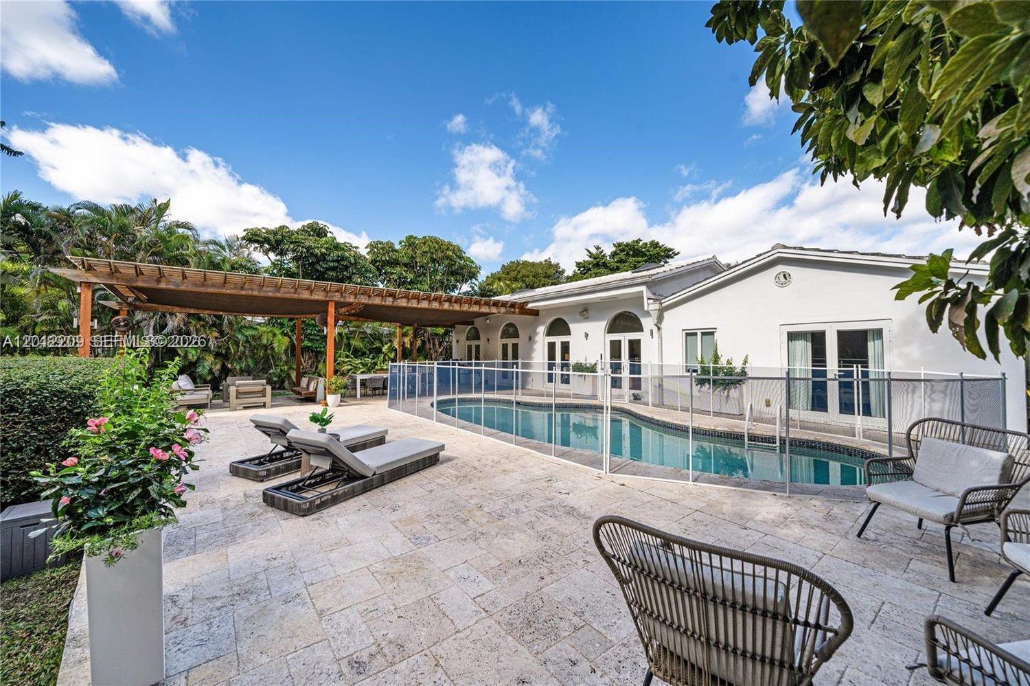 530 Sabal Palm Rd Miami, FL 33137