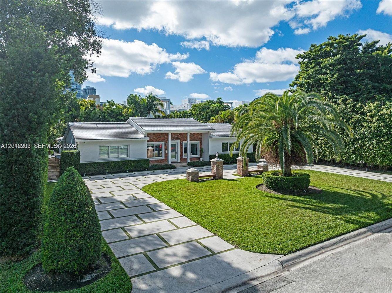 530 Sabal Palm Rd Miami, FL 33137