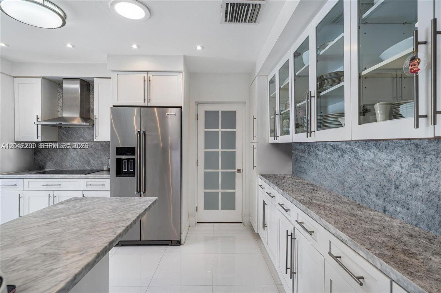 530 Sabal Palm Rd Miami, FL 33137