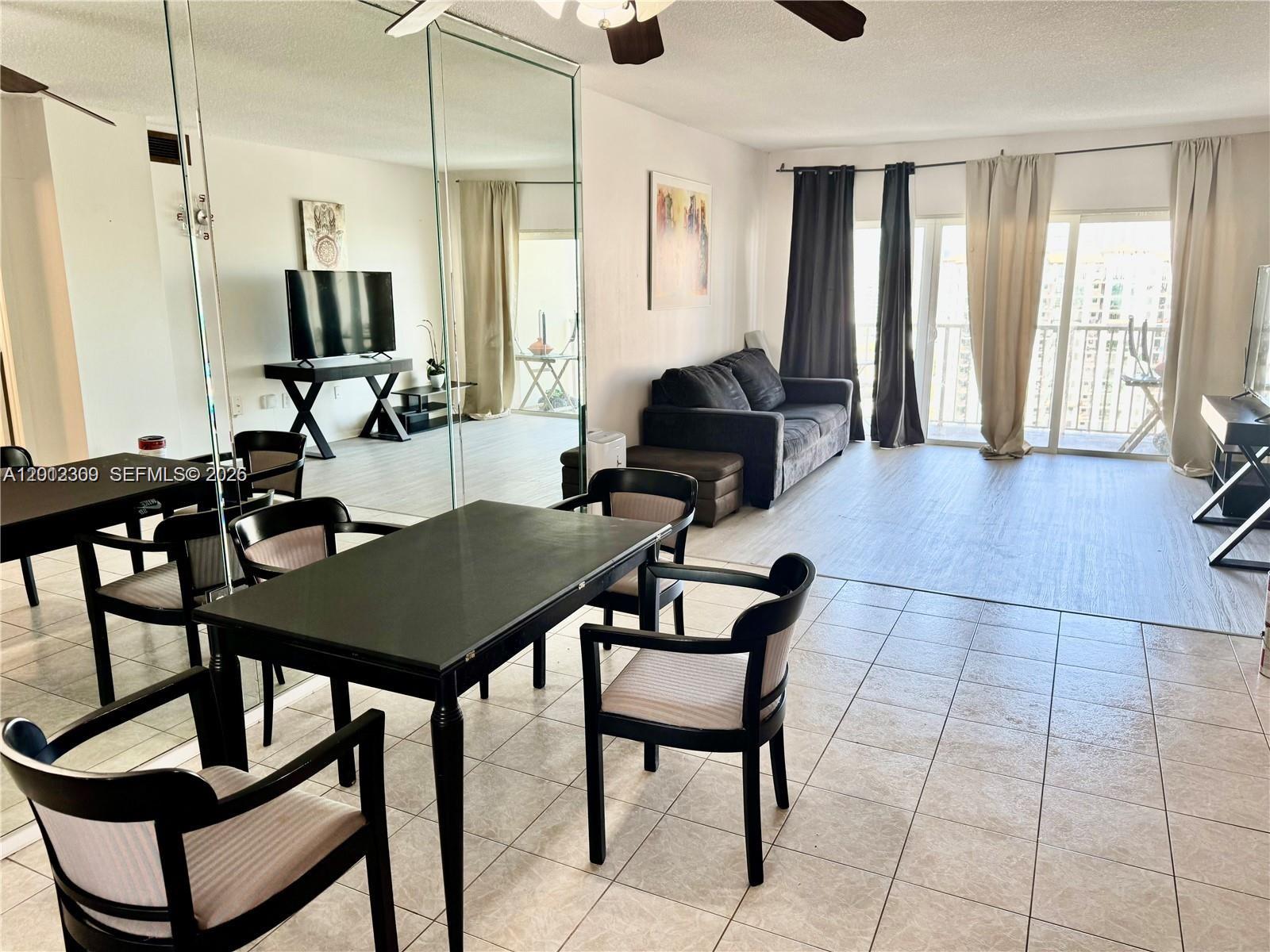 image Arlen House Condo1
