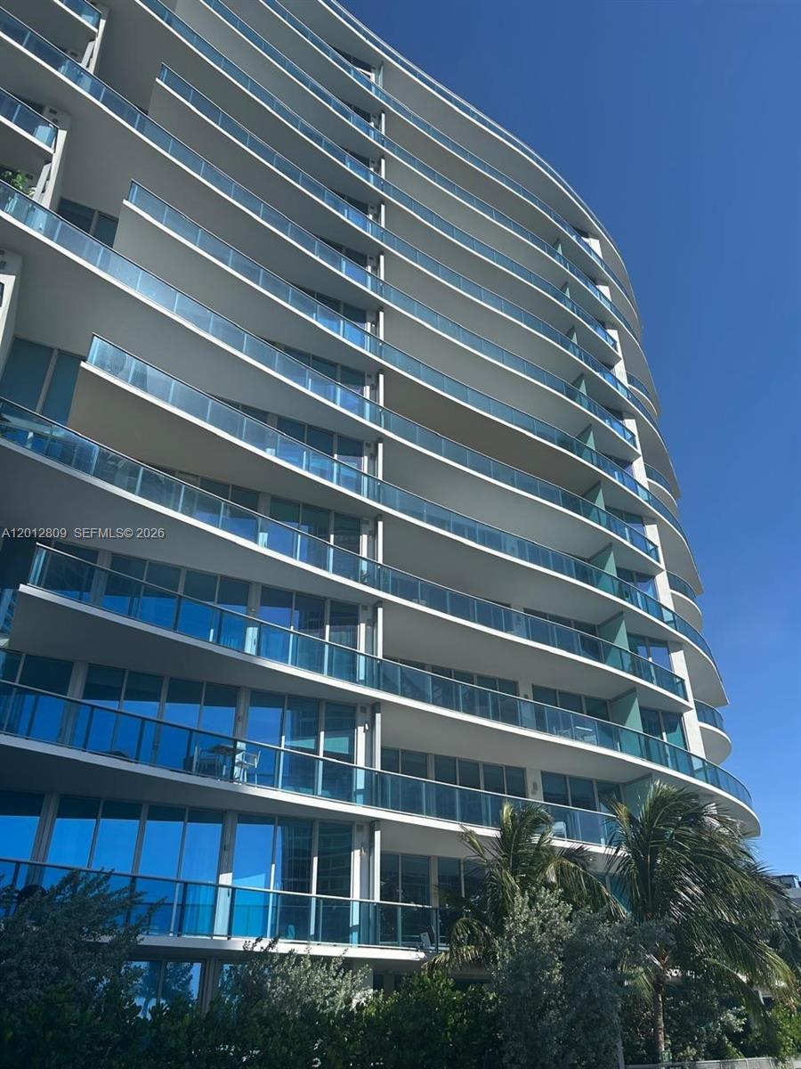 17550 Collins Ave #1204