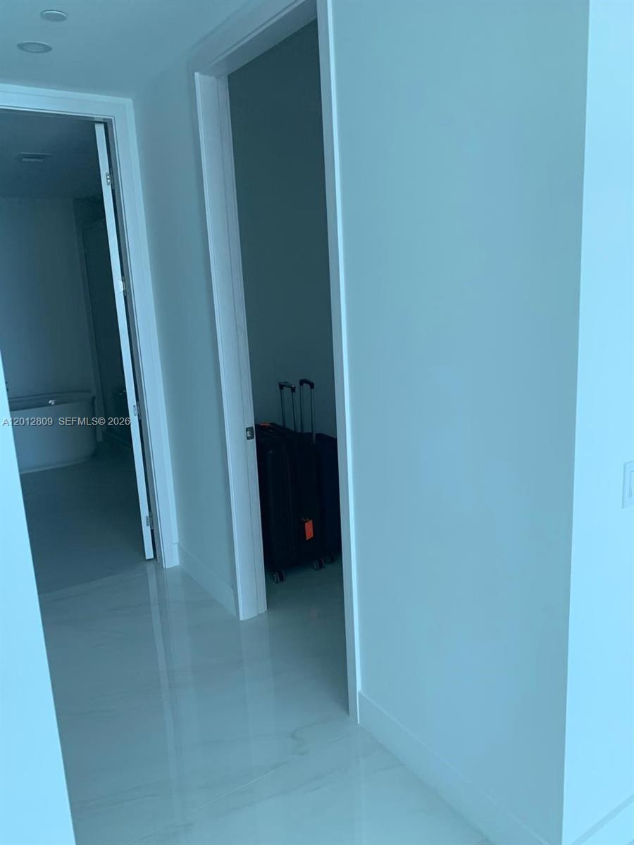 17550 Collins Ave #1204 Sunny Isles Beach, FL 33160