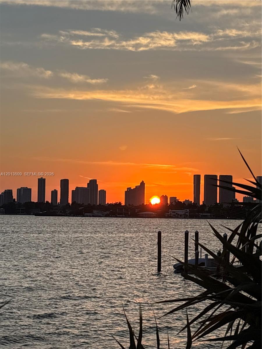 1500 Bay Rd #1568S Miami Beach, FL 33139