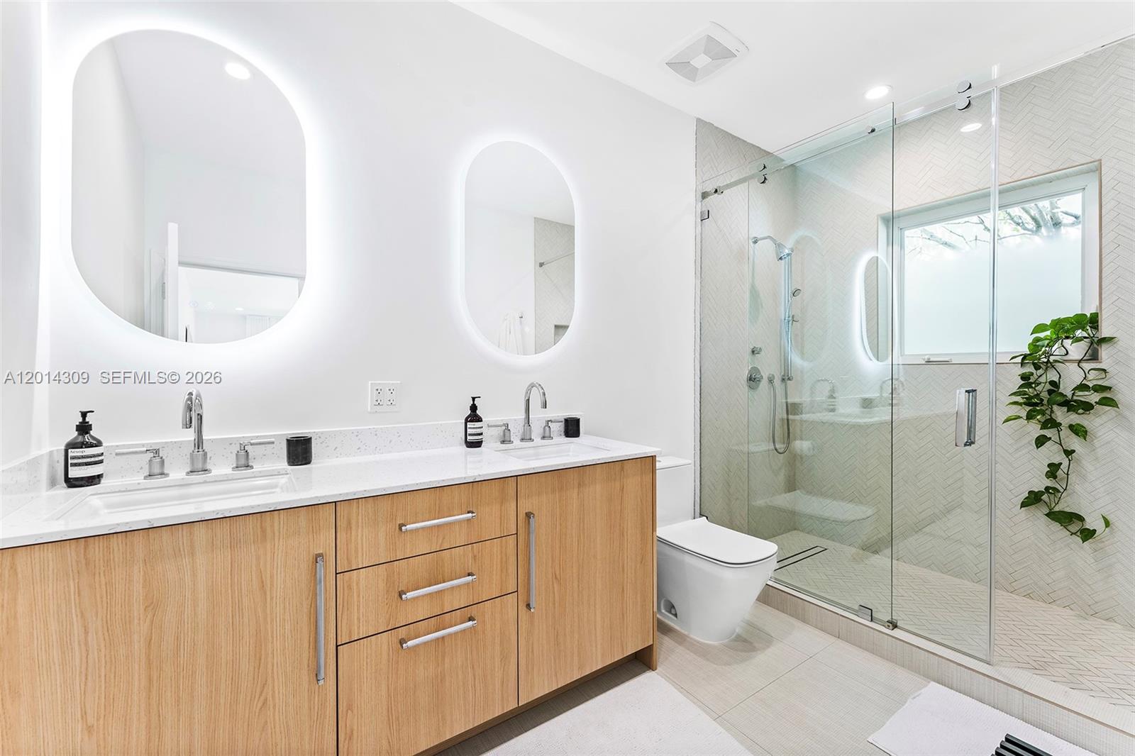 6145 La Gorce Dr #6145 Miami Beach, FL 33140