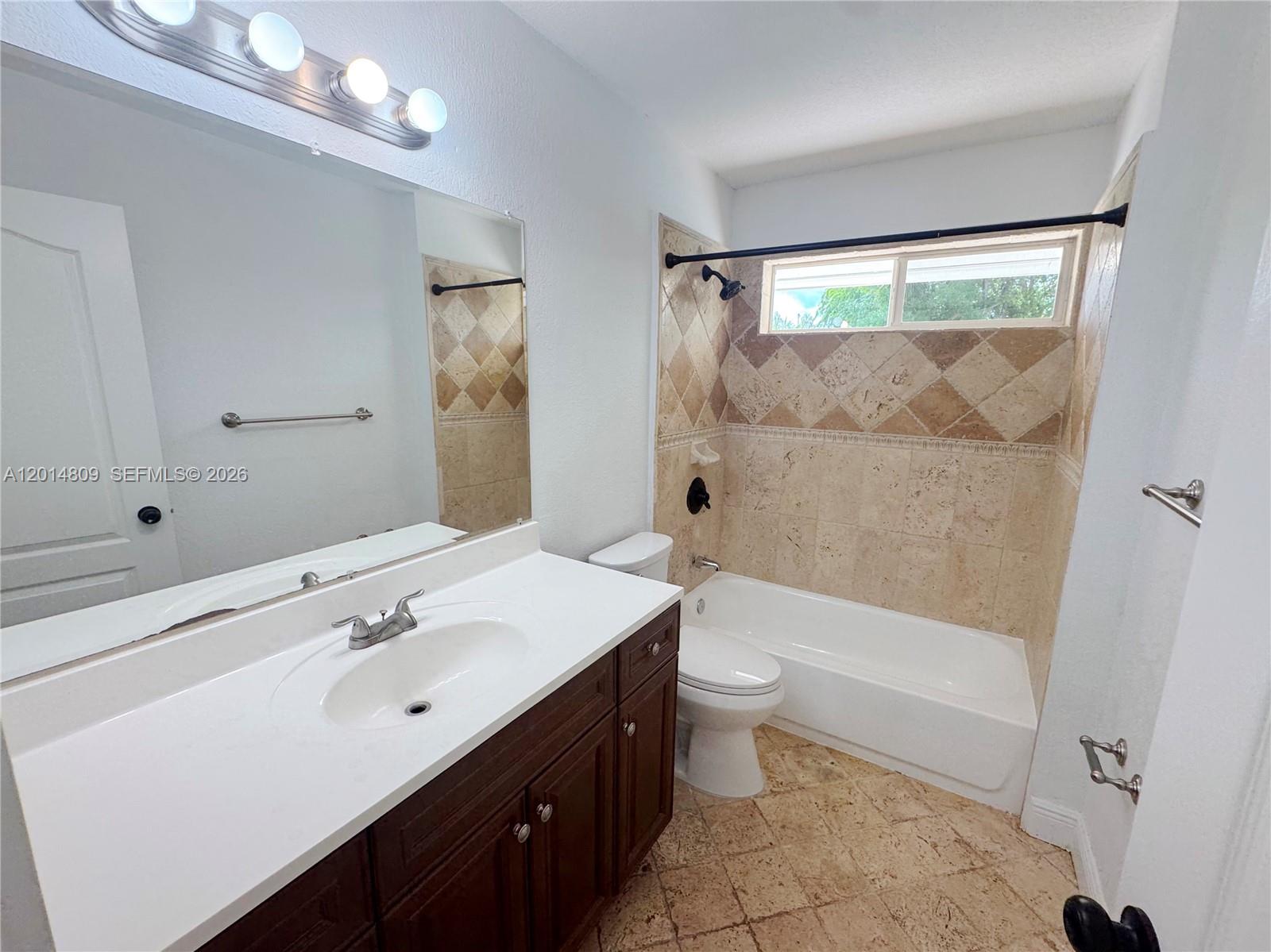 9620 Kendale Blvd Miami, FL 33176