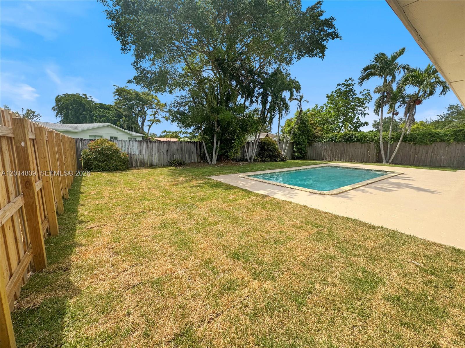 9620 Kendale Blvd Miami, FL 33176