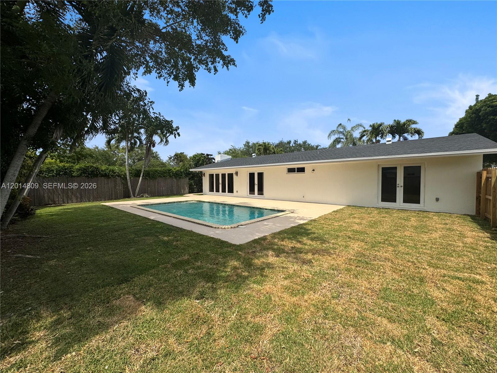9620 Kendale Blvd Miami, FL 33176
