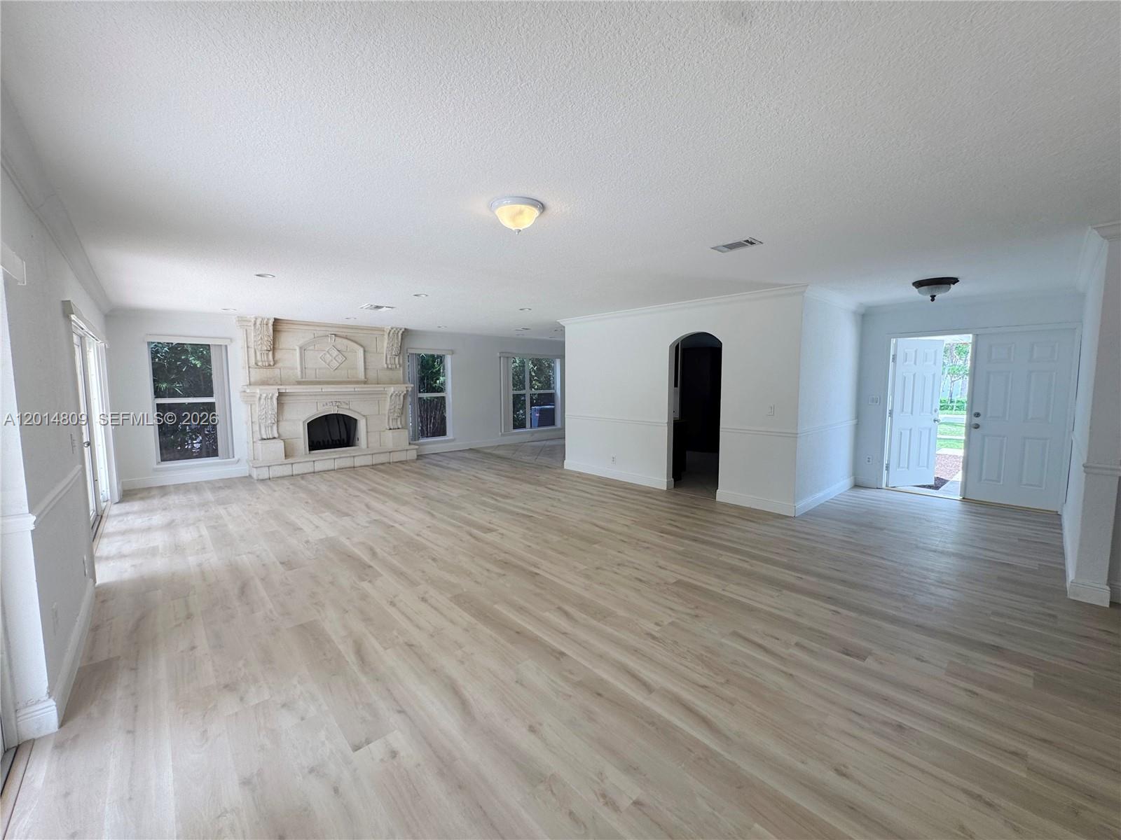 9620 Kendale Blvd Miami, FL 33176