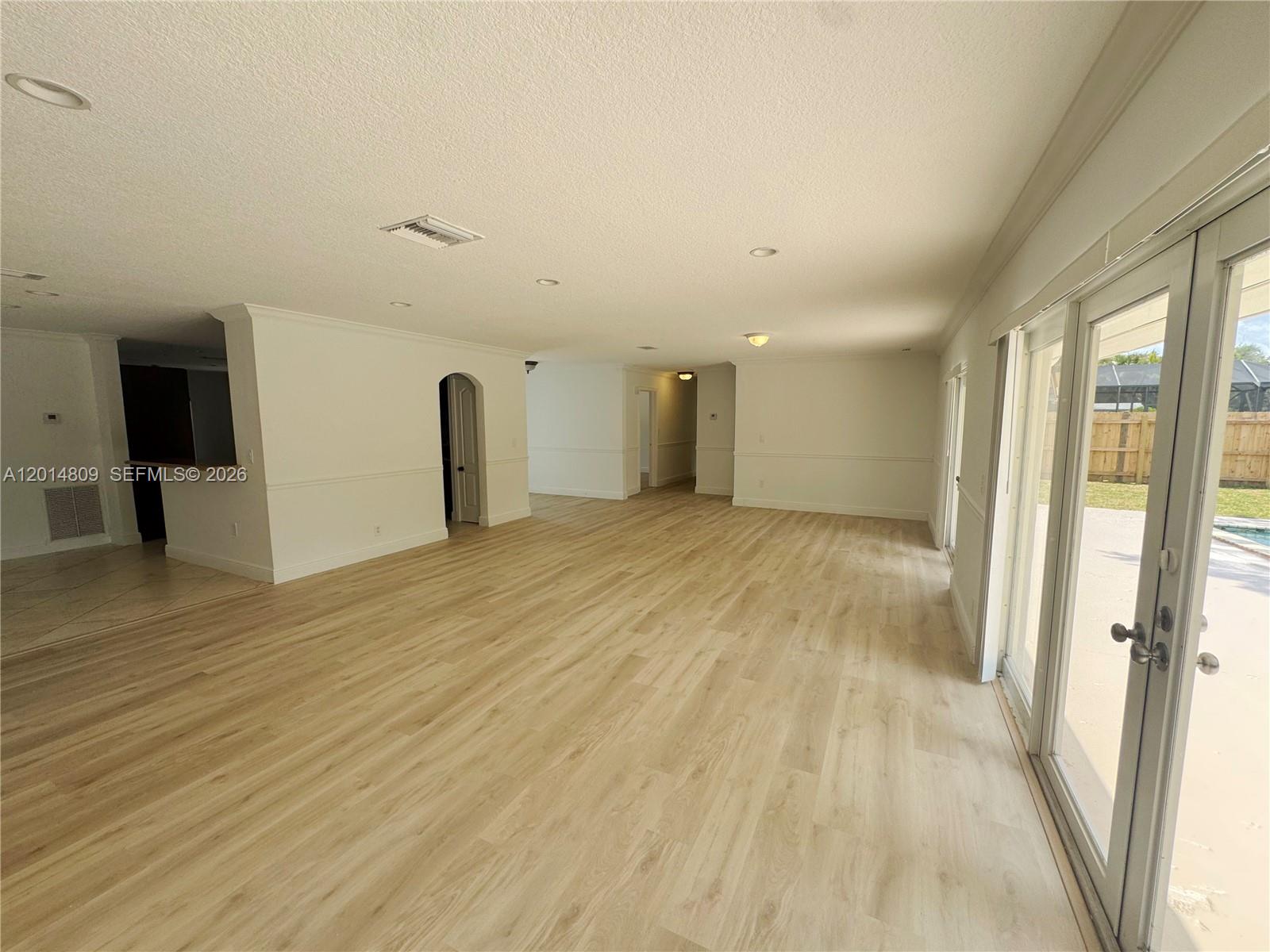 9620 Kendale Blvd Miami, FL 33176