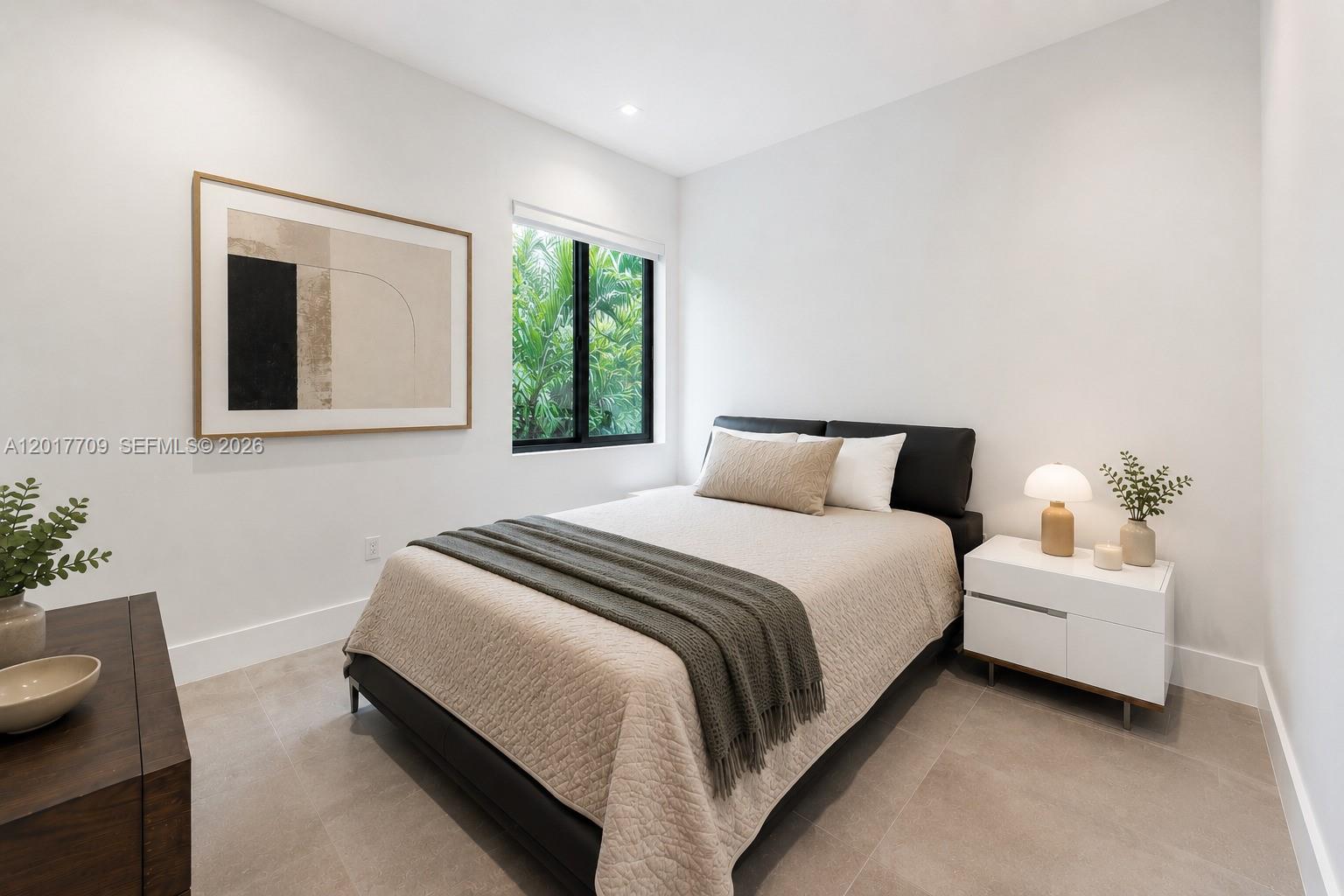 10 Samana Dr Miami, FL 33133