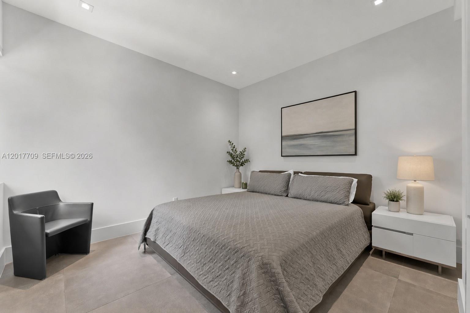 10 Samana Dr Miami, FL 33133