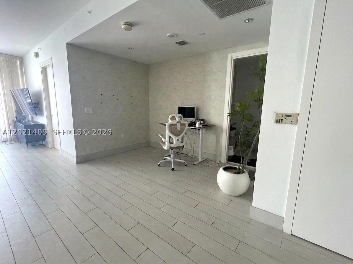 image Epic Residences13