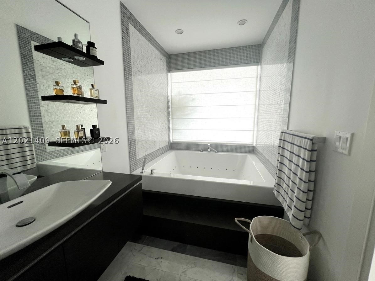 image Epic Residences18